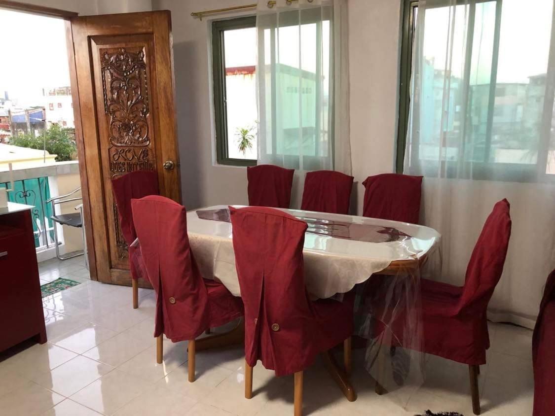 The Mansion - Backpackers Near Airport Apartman Manila Kültér fotó